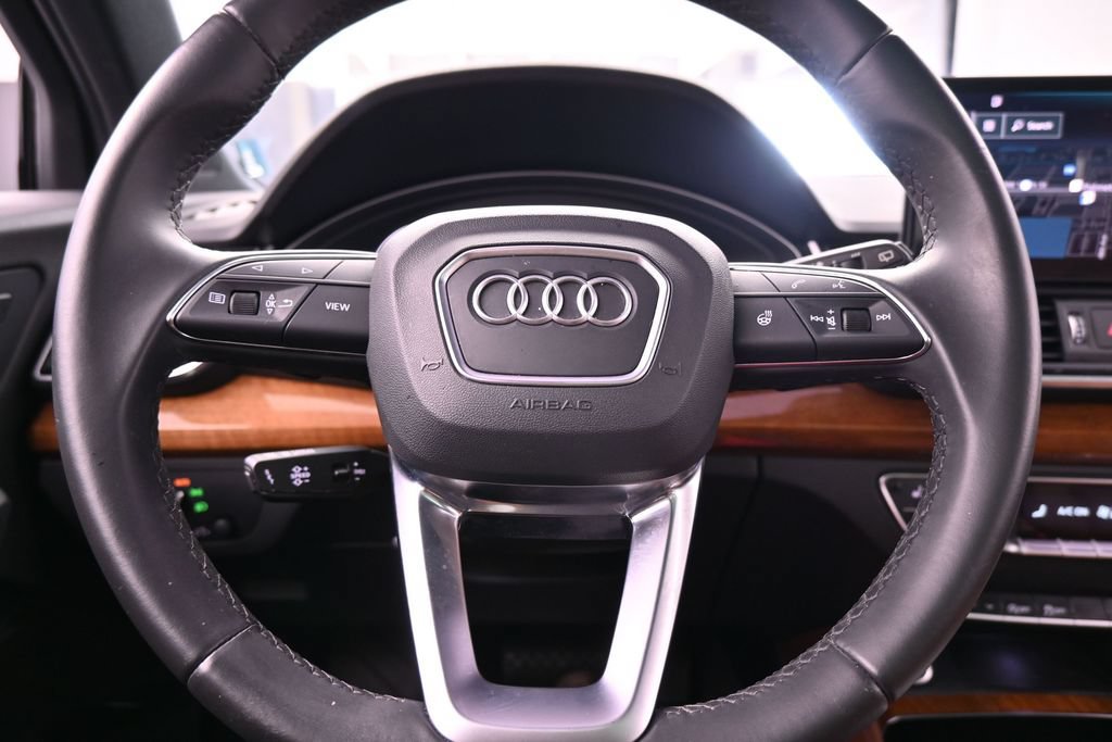 Used 2022 Audi Q5 2.0T Premium Plus w/ Premium Plus Package AWD/4WD image 30