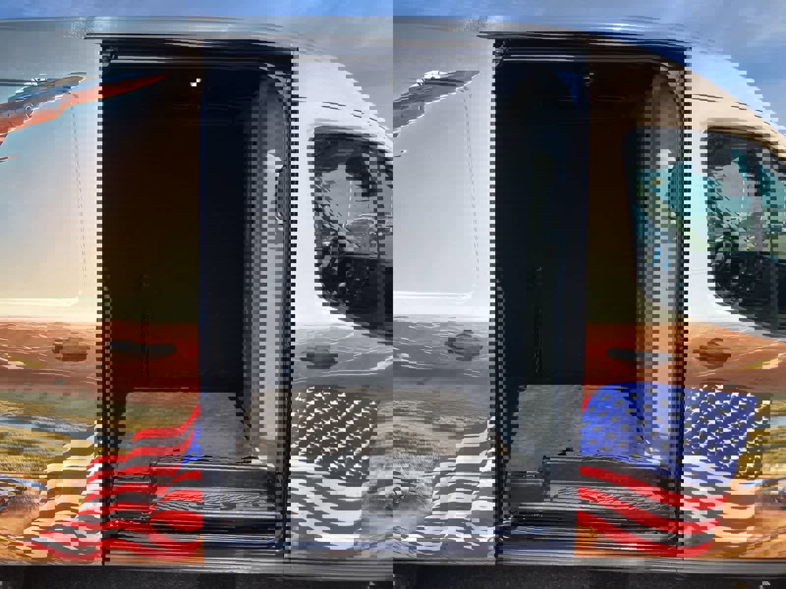 Used 2021 Ford Transit 250 Medium Roof AWD w/ Interior Upgrade Package image 27