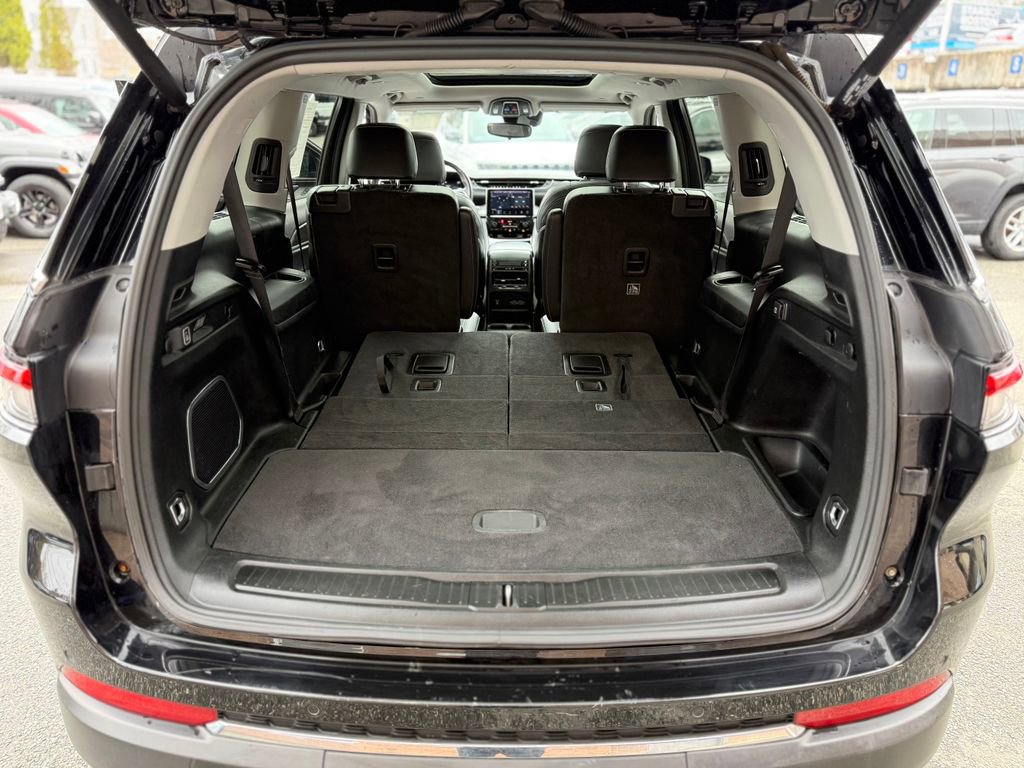 Used 2022 Jeep Grand Cherokee L Limited image 29