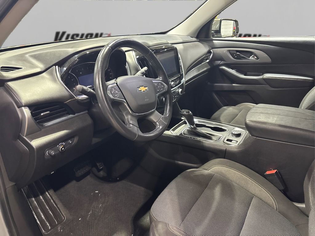 Used 2018 Chevrolet Traverse LT image 9