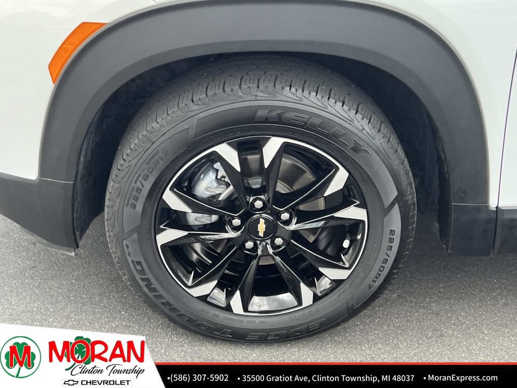 Certified 2023 Chevrolet TrailBlazer LT w/ Convenience Package FWD image 11