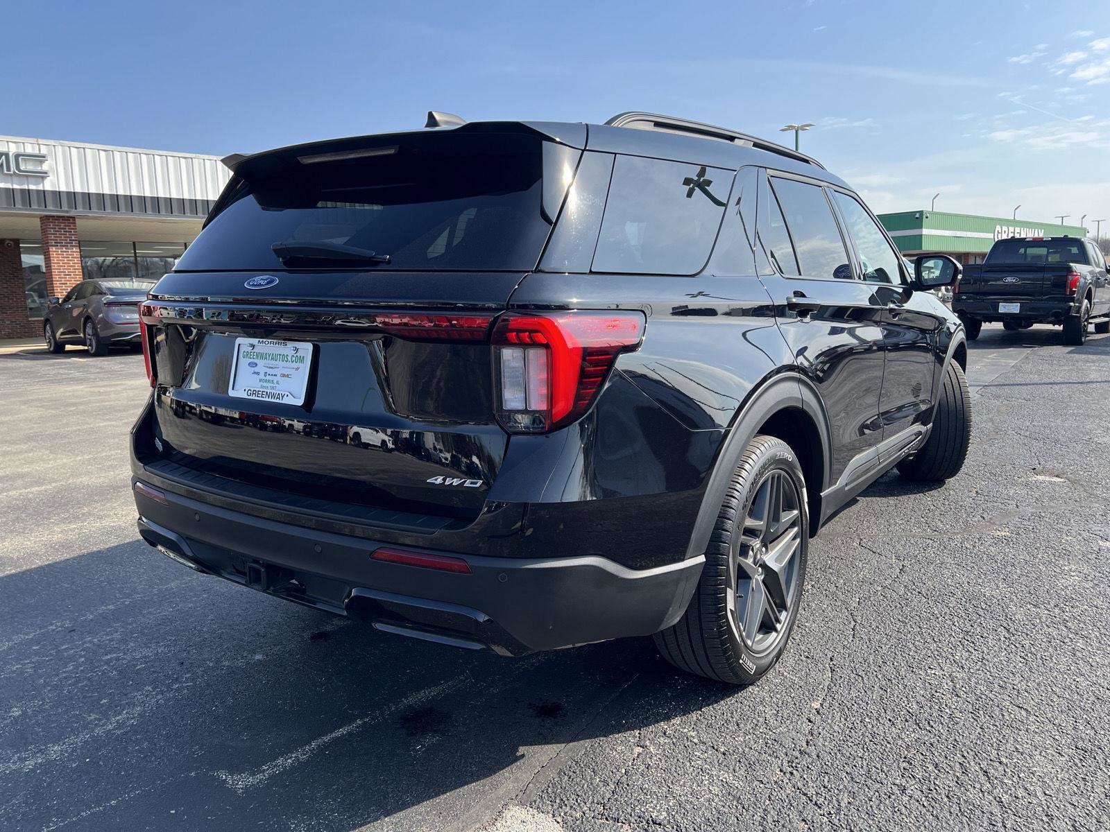 Used 2025 Ford Explorer ST-Line w/ Premium Package AWD/4WD image 5
