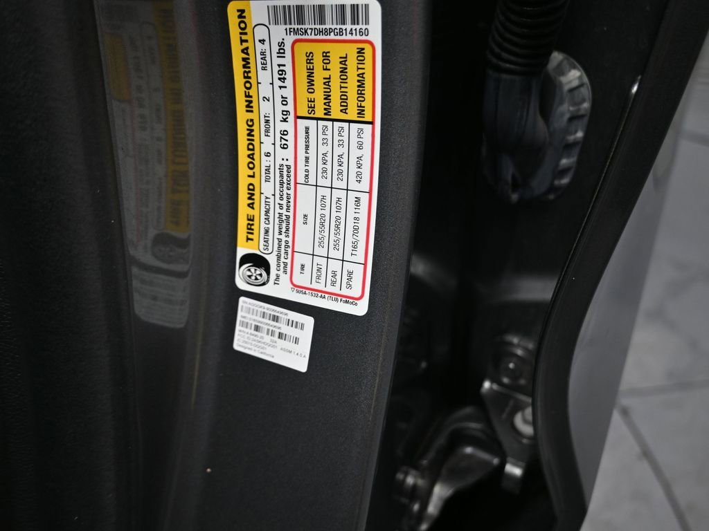 Used 2023 Ford Explorer XLT w/ Equipment Group 202A image 8