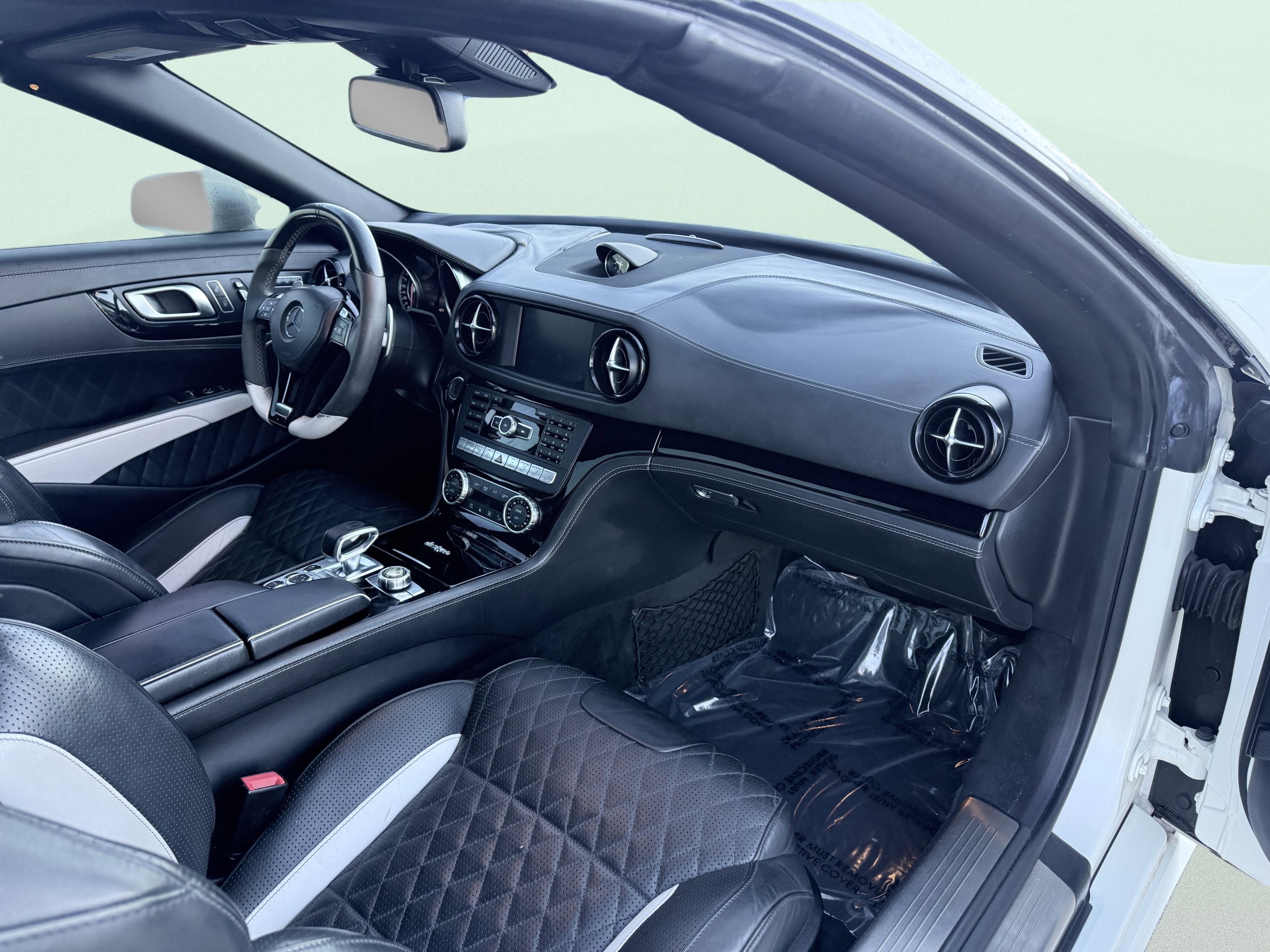 Used 2015 Mercedes-Benz SL 63 AMG image 27