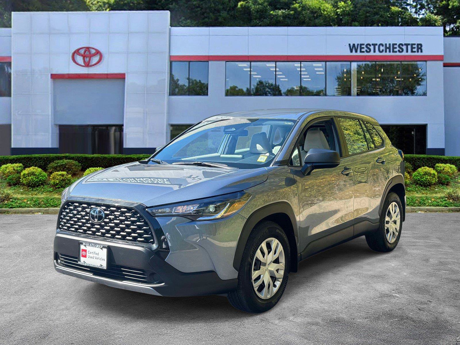 Used 2024 Toyota Corolla Cross L AWD/4WD image 4