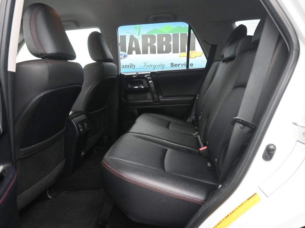 Used 2024 Toyota 4Runner TRD Off-Road Premium image 9