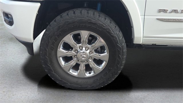 Used 2022 RAM 2500 Limited w/ Towing Technology Group image 38