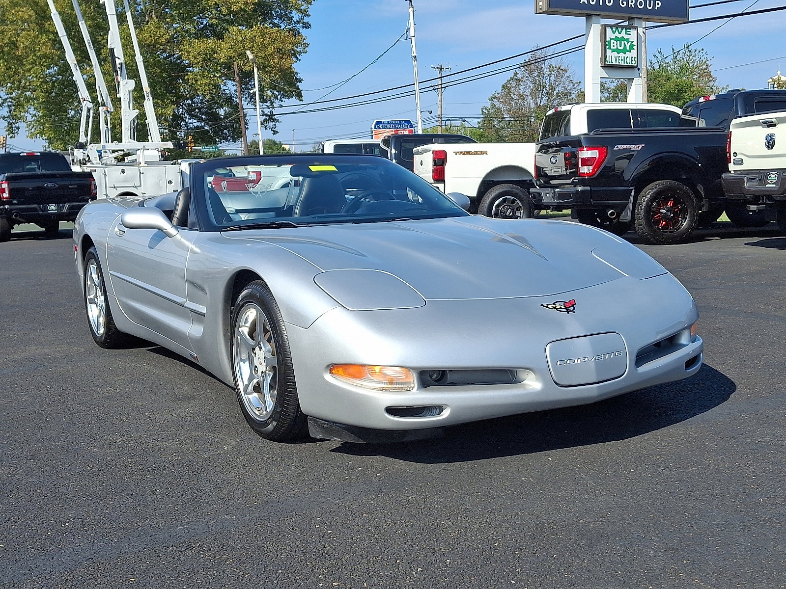 Used 2002 Chevrolet Corvette Convertible w/ Preferred Equipment Group2 image 2