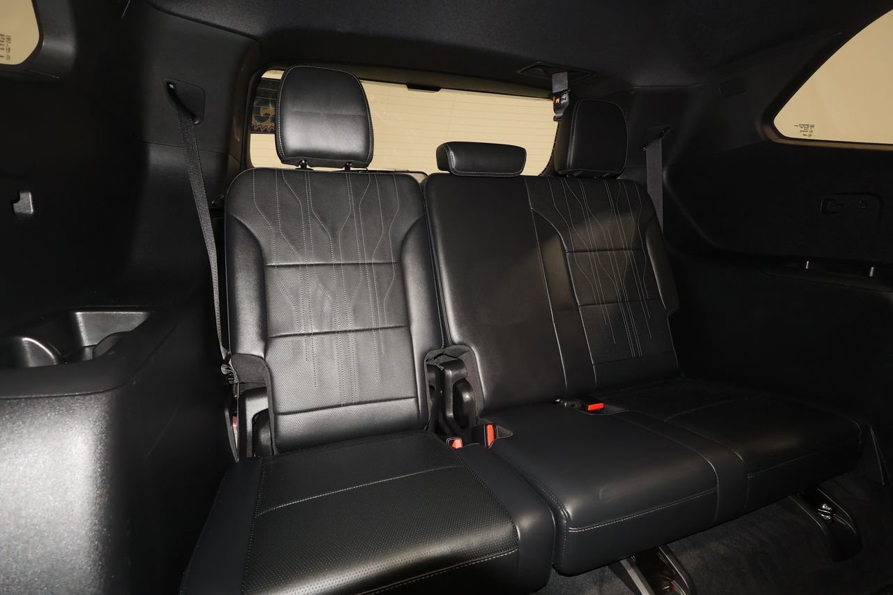 Certified 2025 Buick Enclave Avenir w/ Super Cruise Package image 26