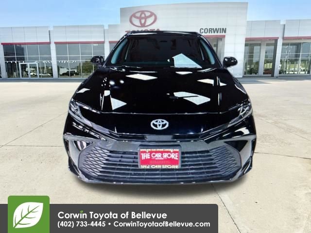Used 2025 Toyota Camry LE image 12