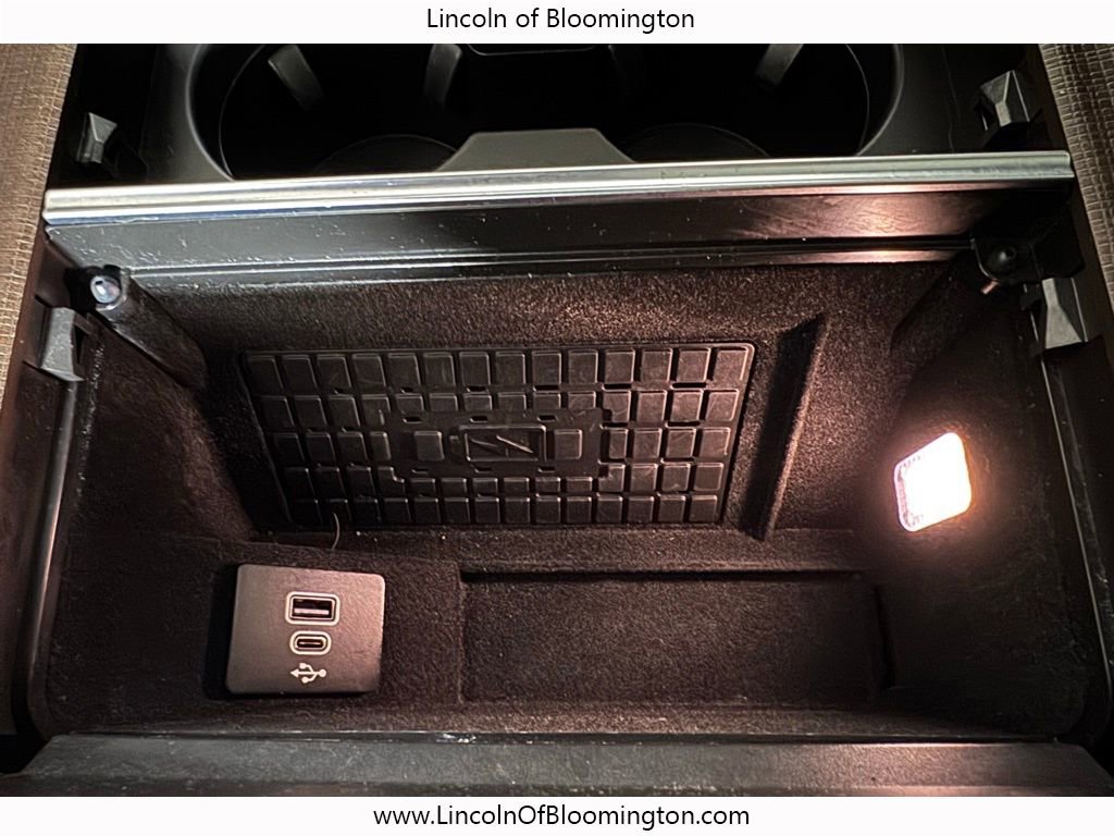 Certified 2025 Lincoln Navigator Reserve AWD/4WD image 65
