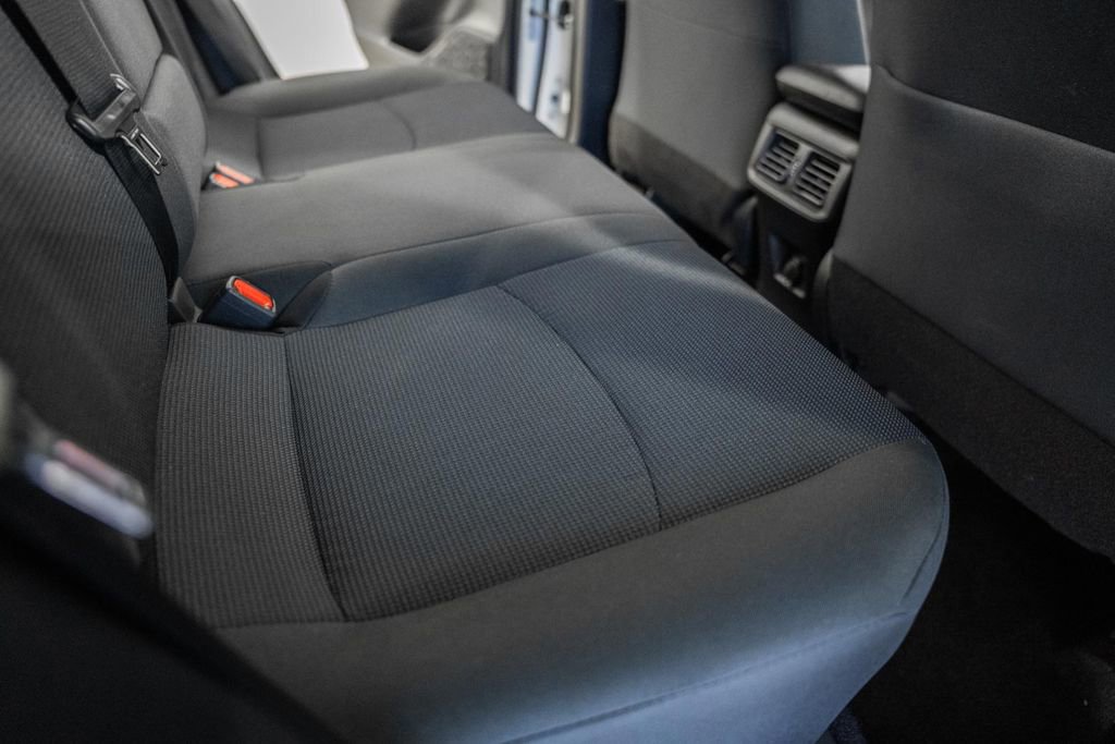 Used 2025 Toyota RAV4 LE image 28