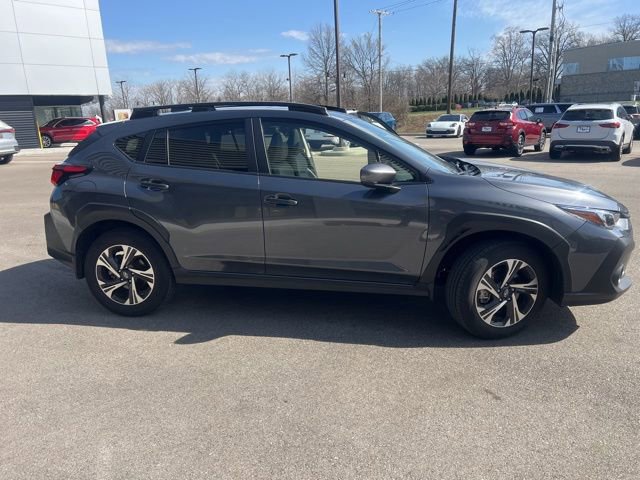 Used 2024 Subaru Crosstrek 2.0i Premium image 2