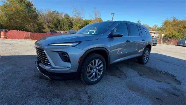 New 2026 Buick Enclave Preferred w/ Super Cruise Package image 4