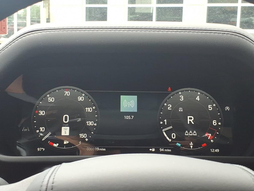 New 2026 Land Rover Defender 90 V8 AWD/4WD image 21