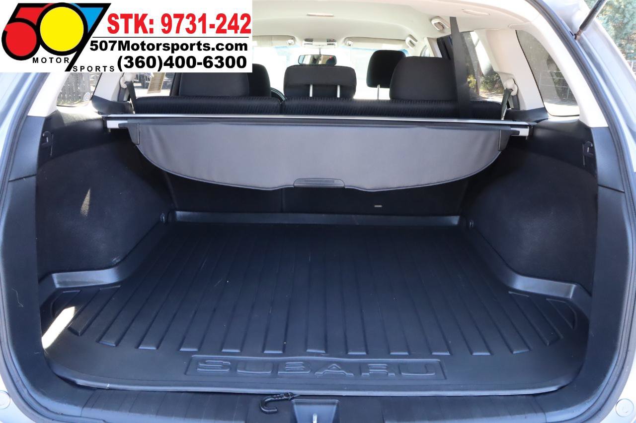 Used 2010 Subaru Outback 2.5i Premium AWD/4WD image 15