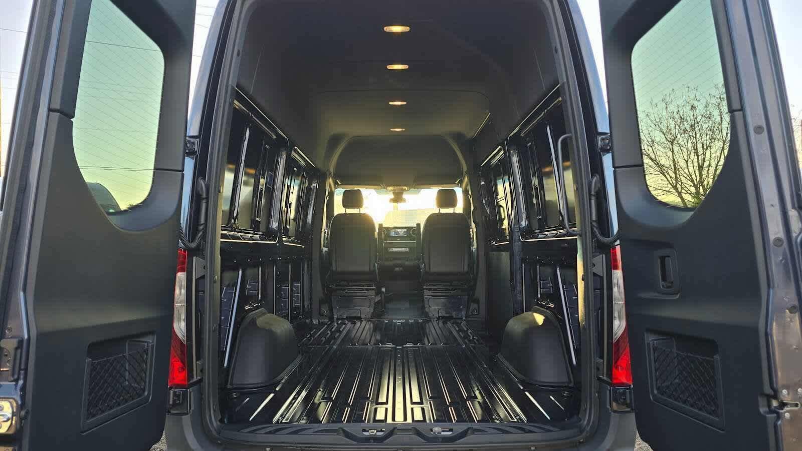 Used 2026 Mercedes-Benz Sprinter 2500 image 22