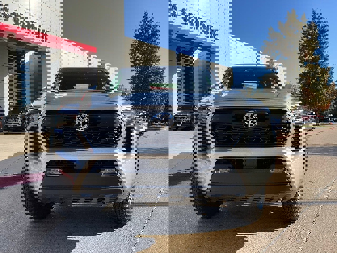 Used 2025 Toyota Tacoma TRD Off-Road image 4