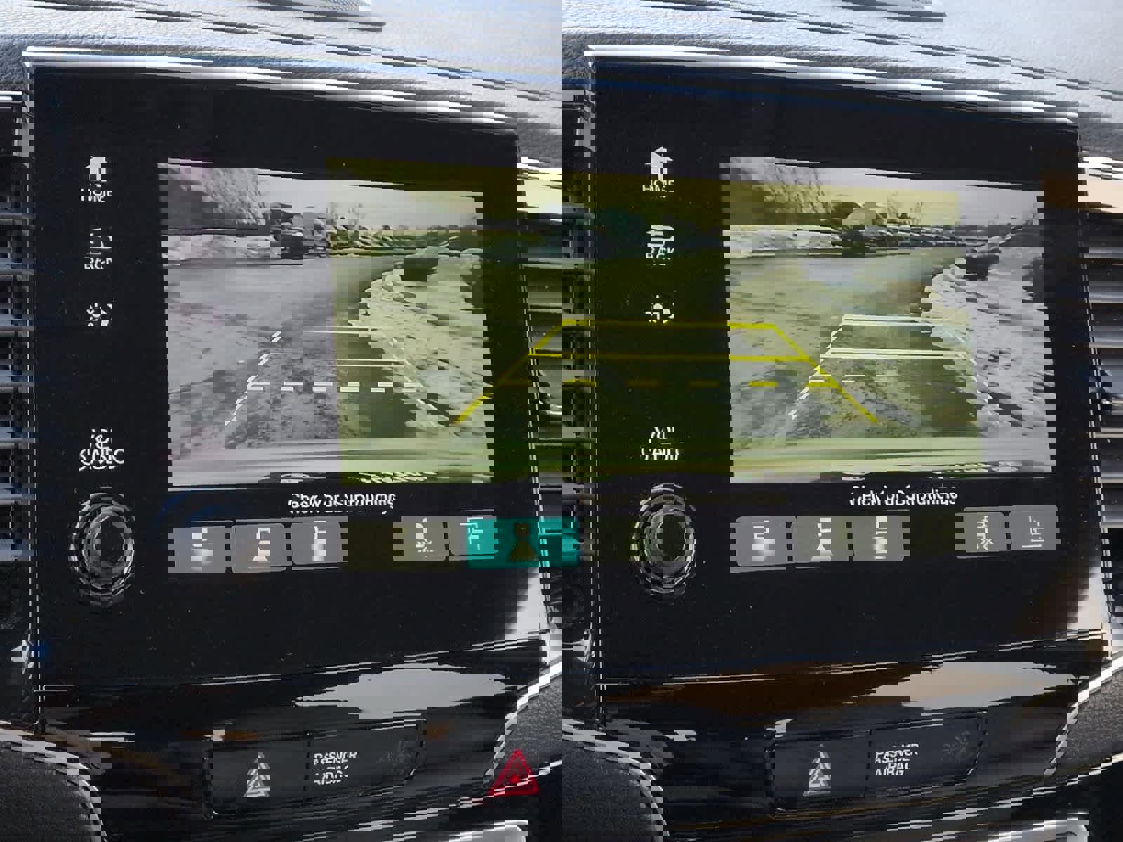 Used 2020 Honda Pilot Touring image 32