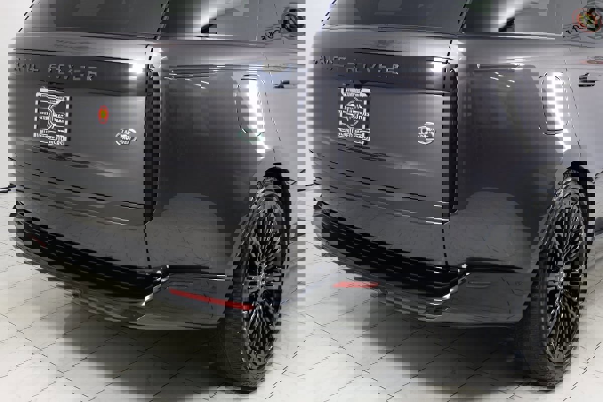 Used 2022 Land Rover Range Rover Long Wheelbase First Edition image 45