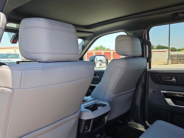Used 2026 Toyota Tundra Limited AWD/4WD image 9
