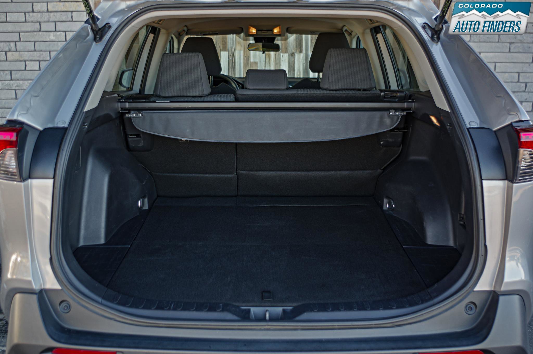 Used 2019 Toyota RAV4 LE w/ All Weather Liner Package image 26