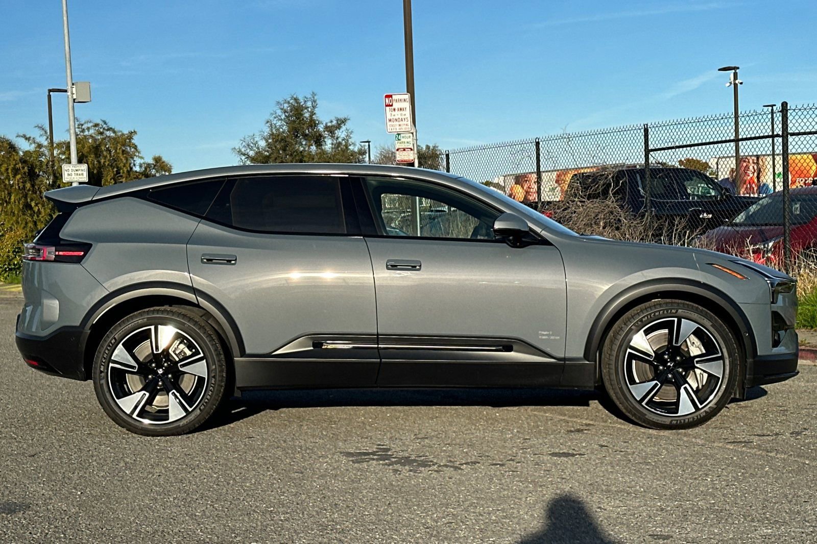 New 2025 Polestar Polestar 3 image 8