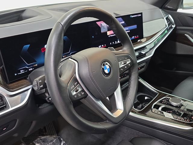 Certified 2026 BMW X5 xDrive40i w/ Premium Package AWD/4WD image 12
