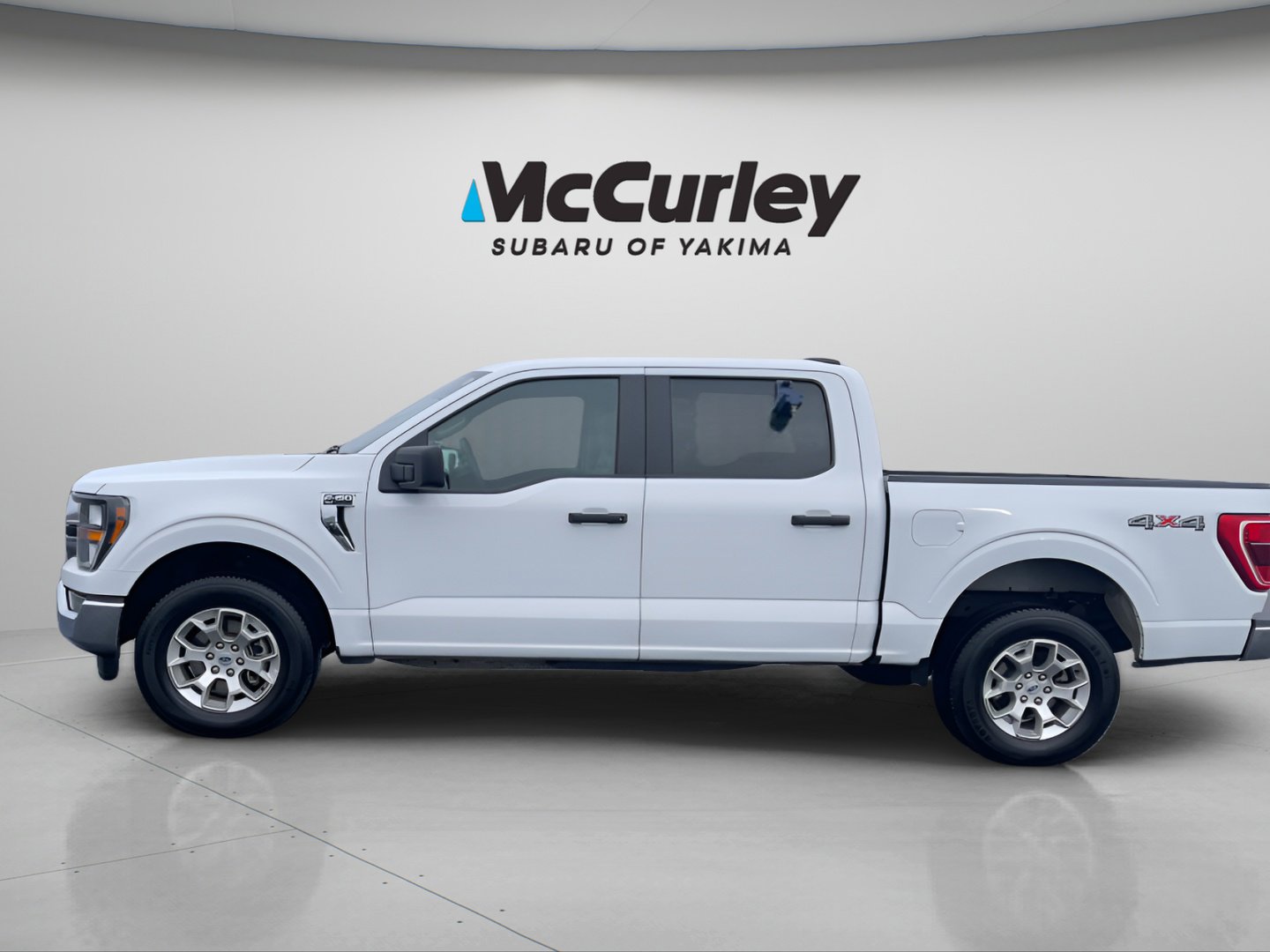 Used 2023 Ford F150 XLT image 3