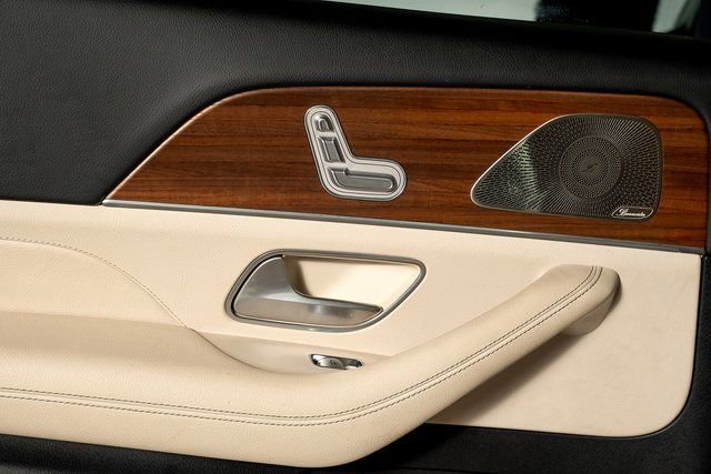 Used 2022 Mercedes-Benz GLS 450 4MATIC image 61