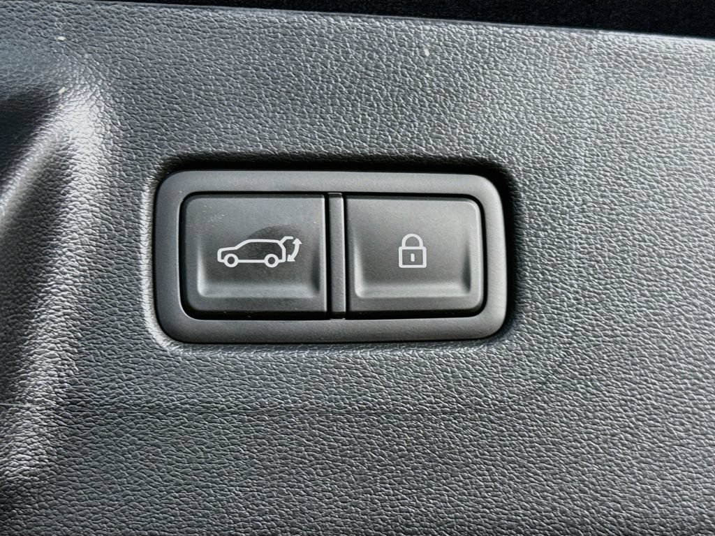 Used 2026 Hyundai Santa Fe SEL AWD/4WD image 29