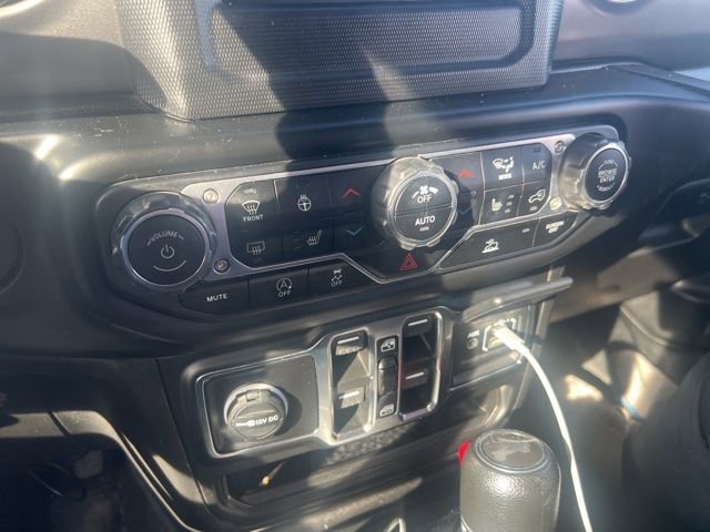 Used 2023 Jeep Wrangler Willys image 10