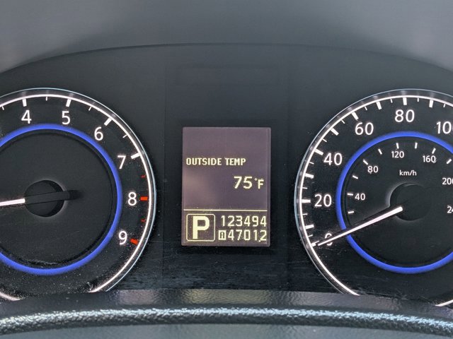 Used 2011 INFINITI G37 Journey w/ Premium Pkg image 11