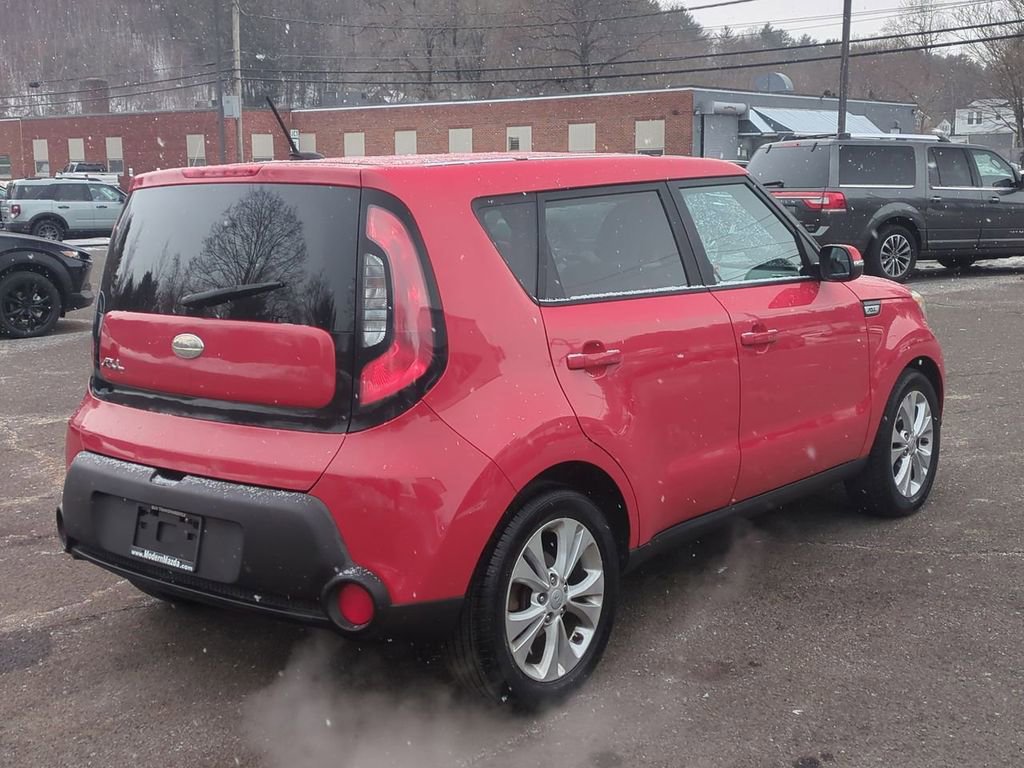 Used 2014 Kia Soul + image 4
