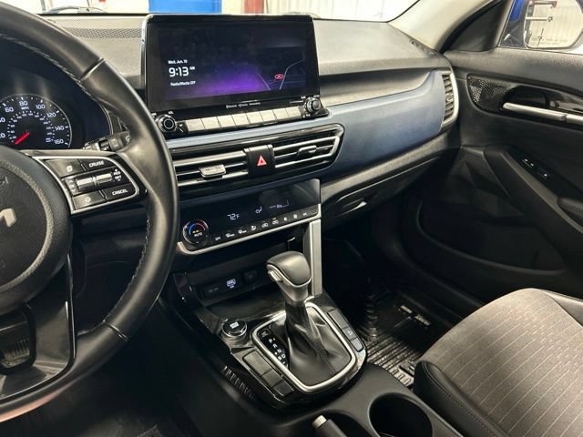 Used 2022 Kia Seltos S FWD image 26
