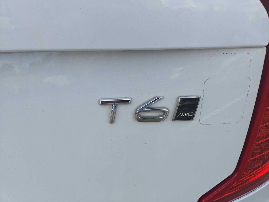 Used 2018 Volvo XC90 T6 Momentum w/ Convenience Package image 7