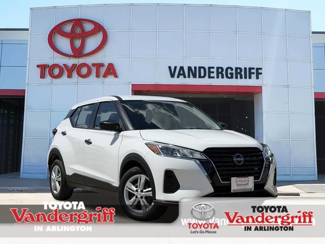 Used 2024 Nissan Kicks S FWD image 1