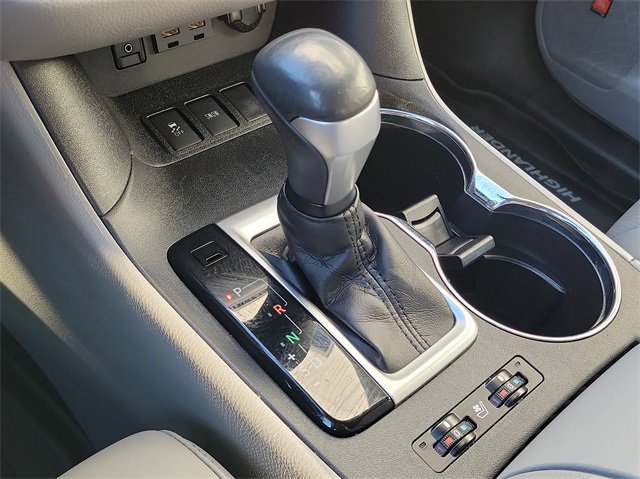 Used 2019 Toyota Highlander Limited image 23