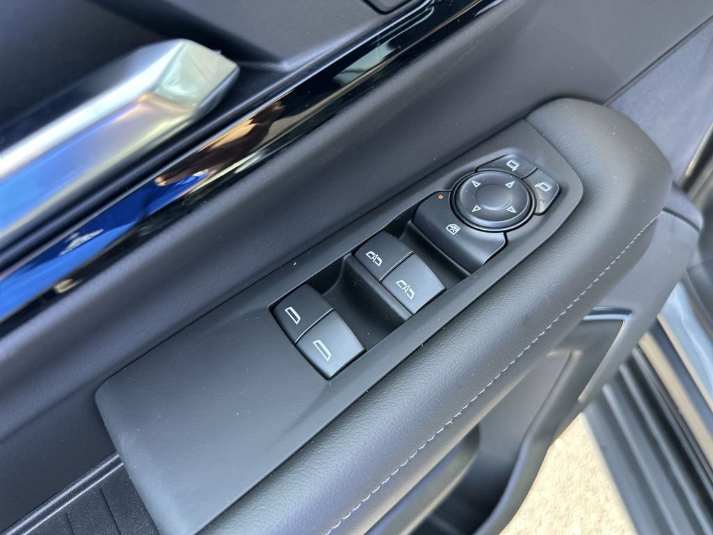 New 2026 Chevrolet Tahoe LS w/ LS Custom Edition AWD/4WD image 19