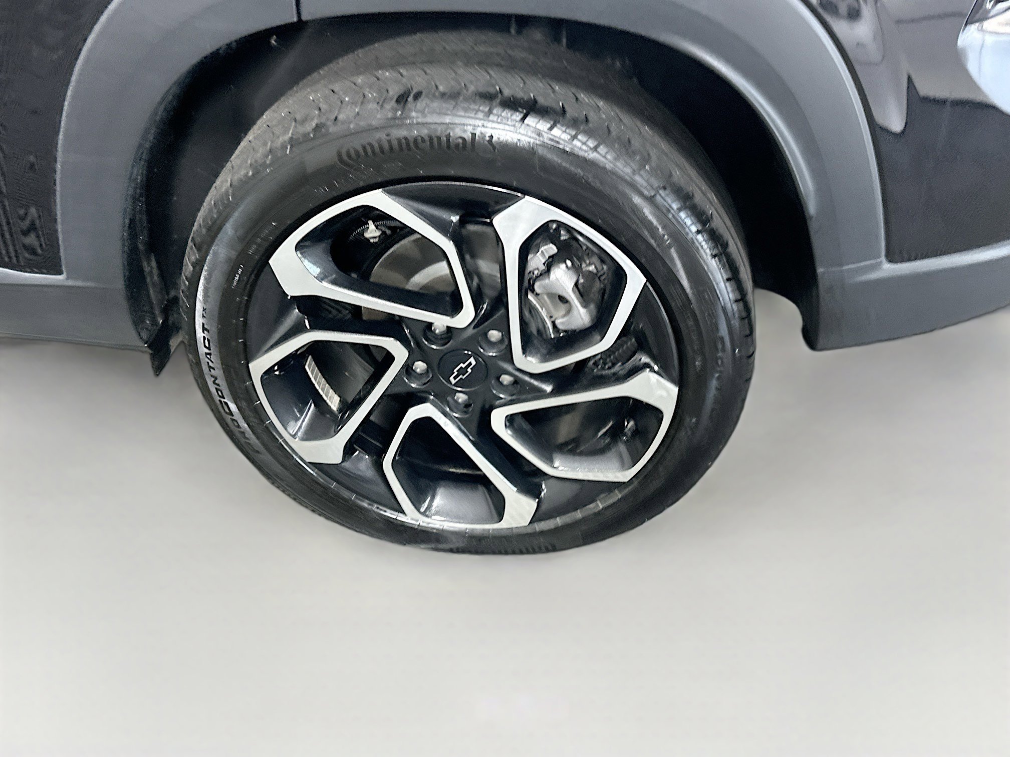 Used 2024 Chevrolet Trax RS w/ Sunroof Package image 11