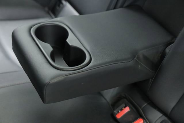 Used 2022 Toyota Corolla Cross XLE image 33