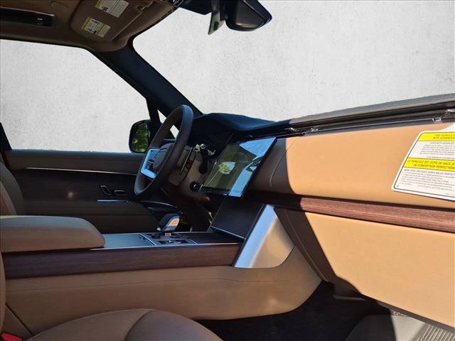 New 2027 Land Rover Range Rover Long Wheelbase SE AWD/4WD image 28