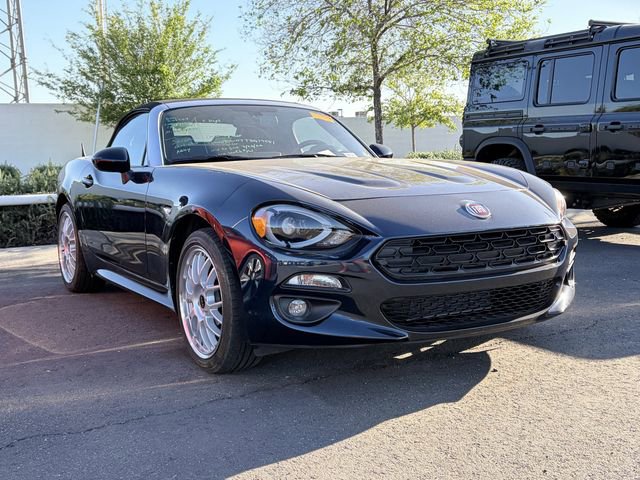 Used 2018 FIAT 124 Spider Lusso w/ Convenience Group image 3