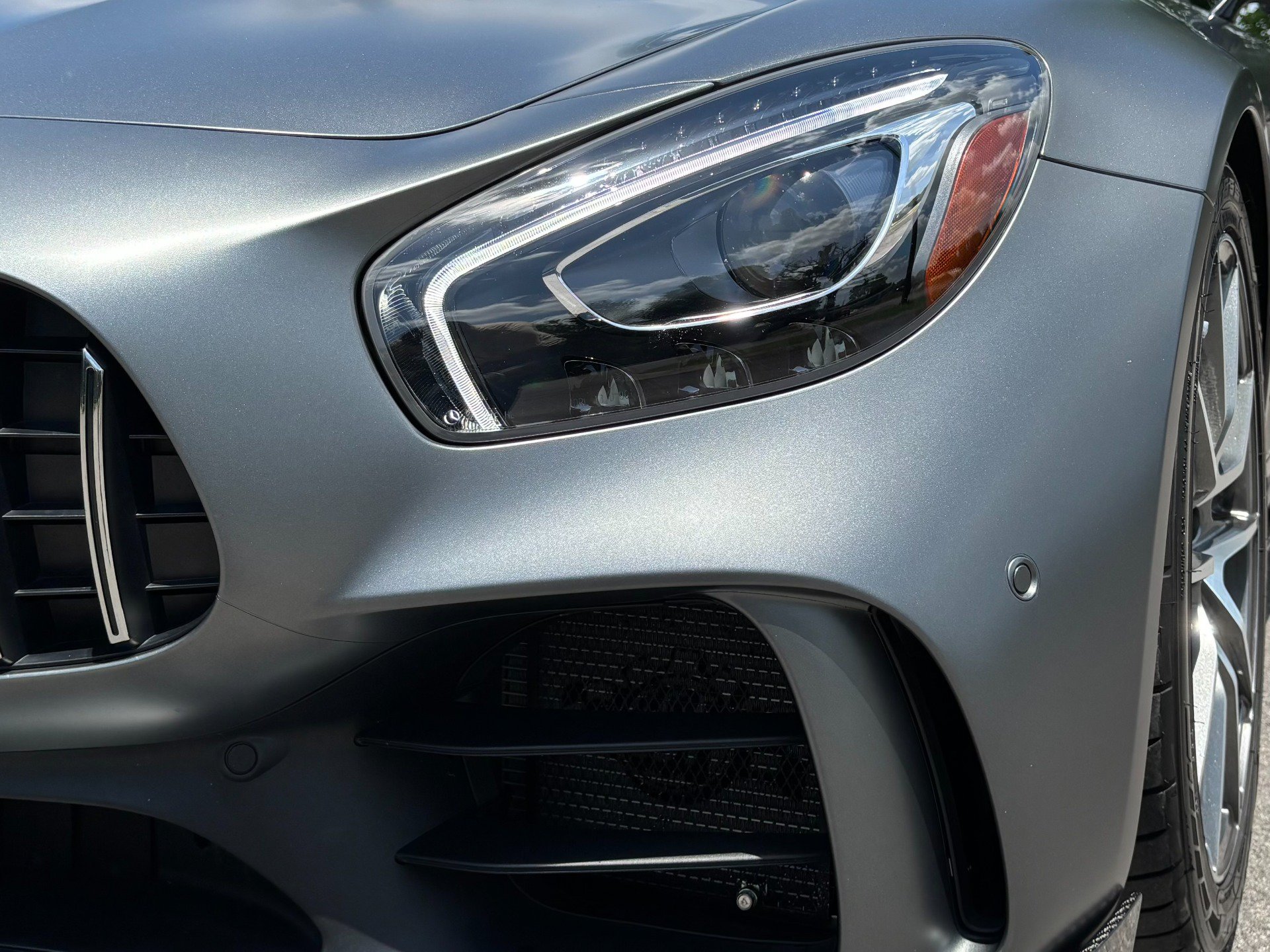 Used 2018 Mercedes-Benz AMG GT R image 33