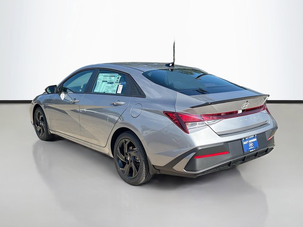 New 2026 Hyundai Elantra Sport image 7