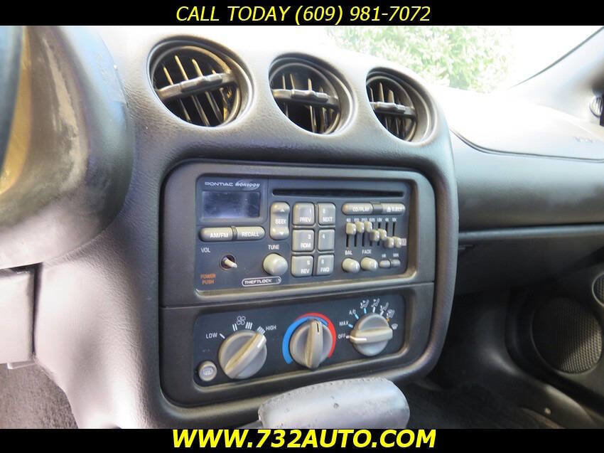 Used 2000 Pontiac Firebird Formula w/ Opt Pkg RWD image 11