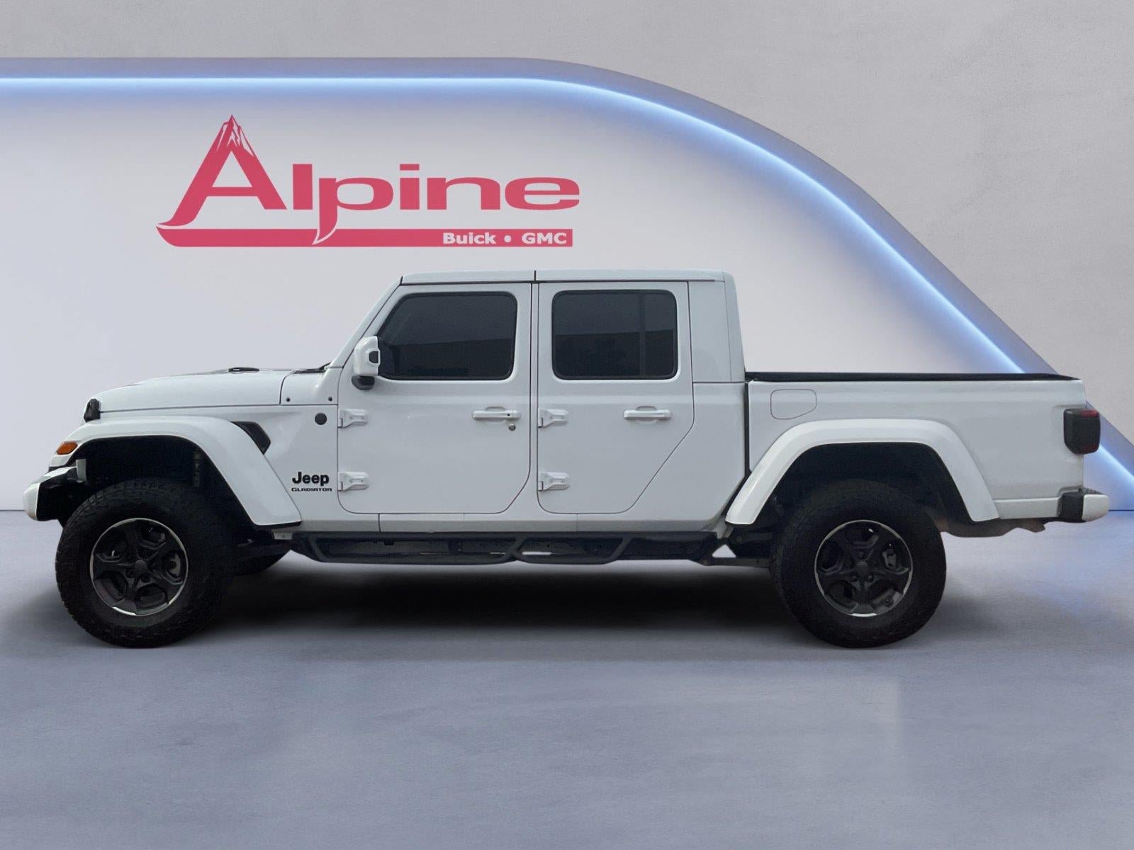 Used 2021 Jeep Gladiator Overland AWD/4WD image 2