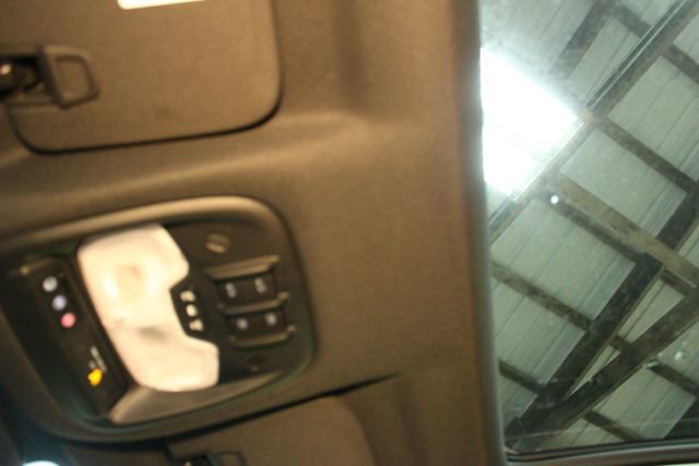 Used 2025 Chevrolet TrailBlazer ACTIV w/ Convenience Package AWD/4WD image 29