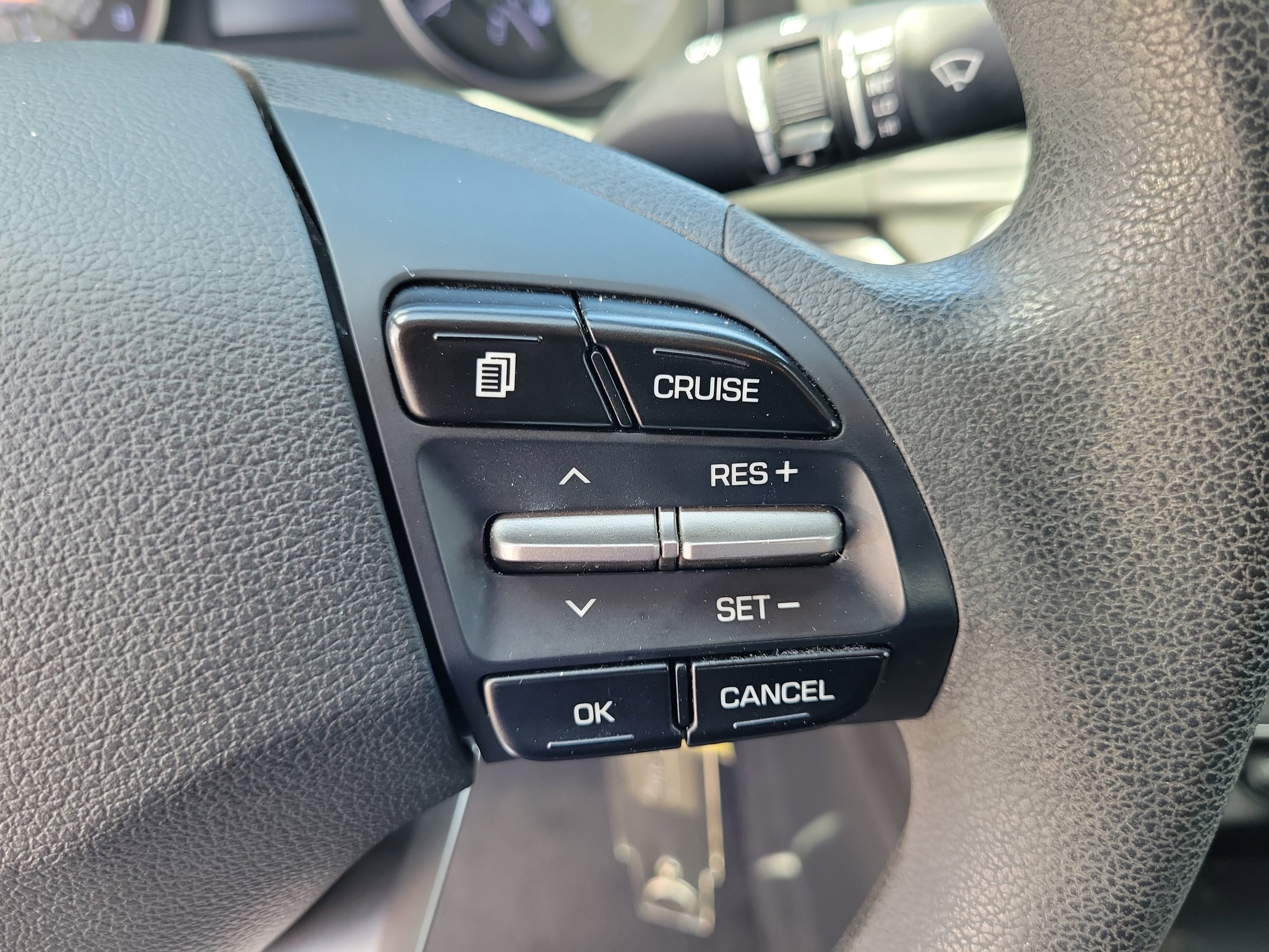Used 2020 Hyundai Elantra SEL w/ Cargo Package (C1) FWD image 18