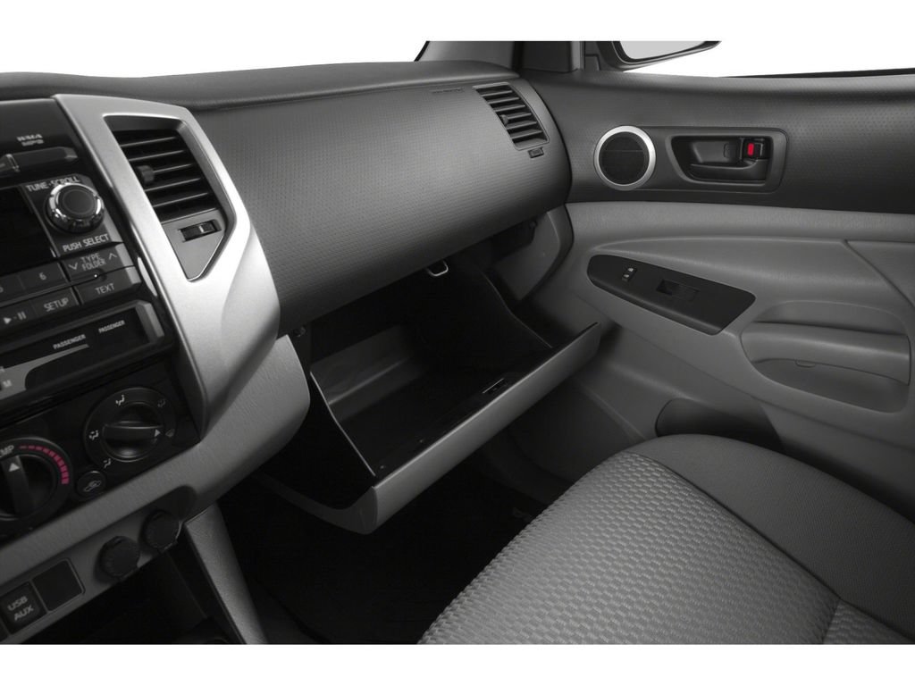 Used 2015 Toyota Tacoma 4x4 Double Cab w/ TRD Off-Road Package image 11